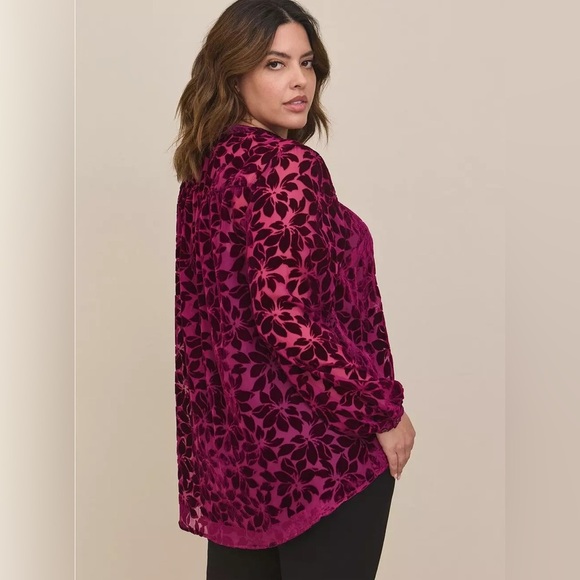 Torrid - Picture 1 of 6
